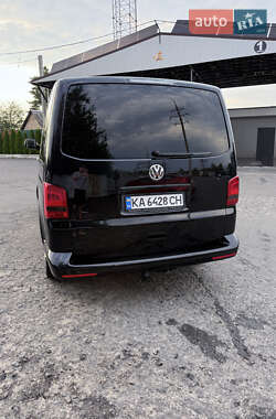 Мінівен Volkswagen Multivan 2012 в 