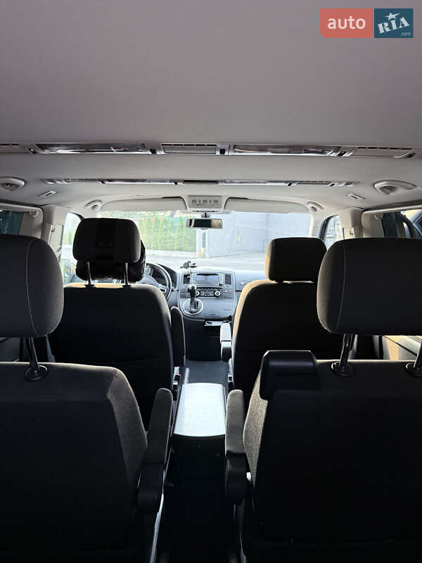 Минивэн Volkswagen Multivan 2012 в Киеве