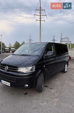 Мінівен Volkswagen Multivan 2012 в 