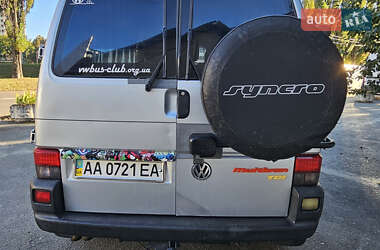 Мінівен Volkswagen Multivan 2000 в 