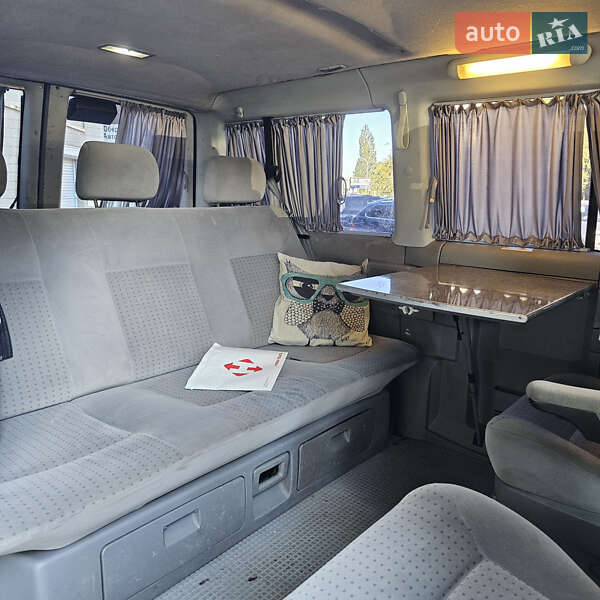 Мінівен Volkswagen Multivan 2000 в Києві