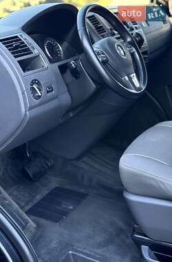 Мінівен Volkswagen Multivan 2013 в 