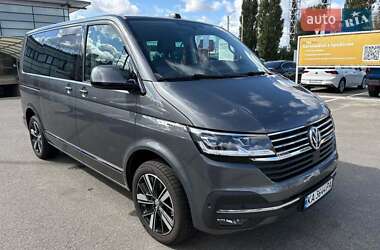 Минивэн Volkswagen Multivan 2024 в 