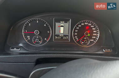 Мінівен Volkswagen Multivan 2010 в 
