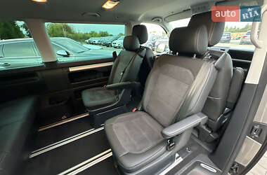 Минивэн Volkswagen Multivan 2019 в 