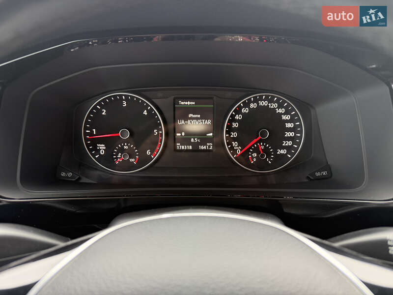 Минивэн Volkswagen Multivan 2017 в Ковеле