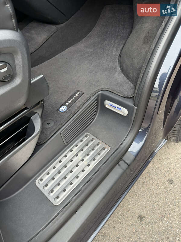 Минивэн Volkswagen Multivan 2017 в Ковеле