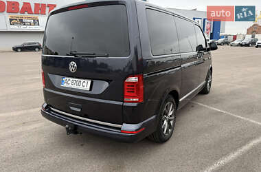 Мінівен Volkswagen Multivan 2017 в 