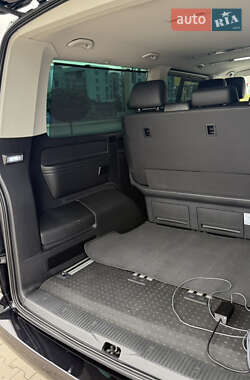 Минивэн Volkswagen Multivan 2020 в 