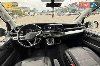 Минивэн Volkswagen Multivan 2020 в 