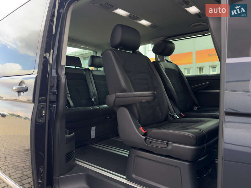 Мінівен Volkswagen Multivan 2019 в Мукачевому