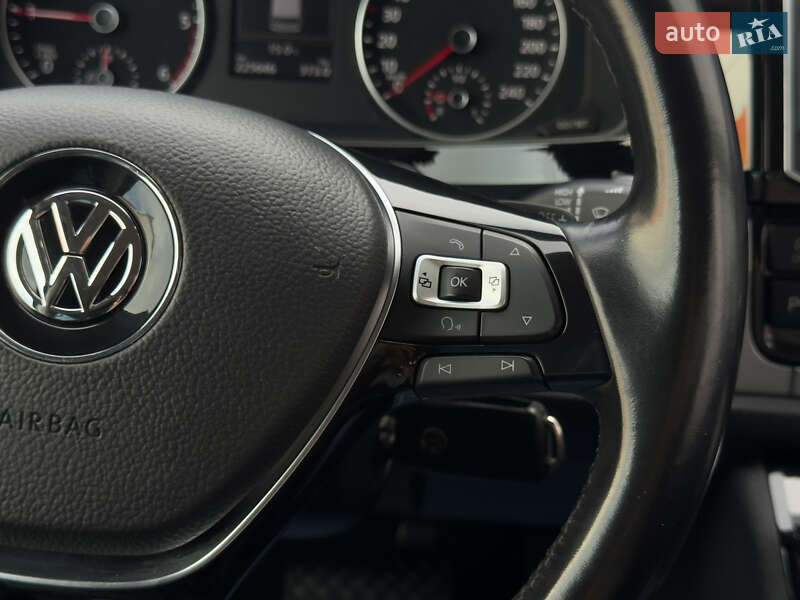 Мінівен Volkswagen Multivan 2019 в Мукачевому