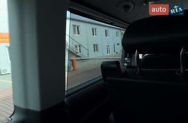 Минивэн Volkswagen Multivan 2019 в 