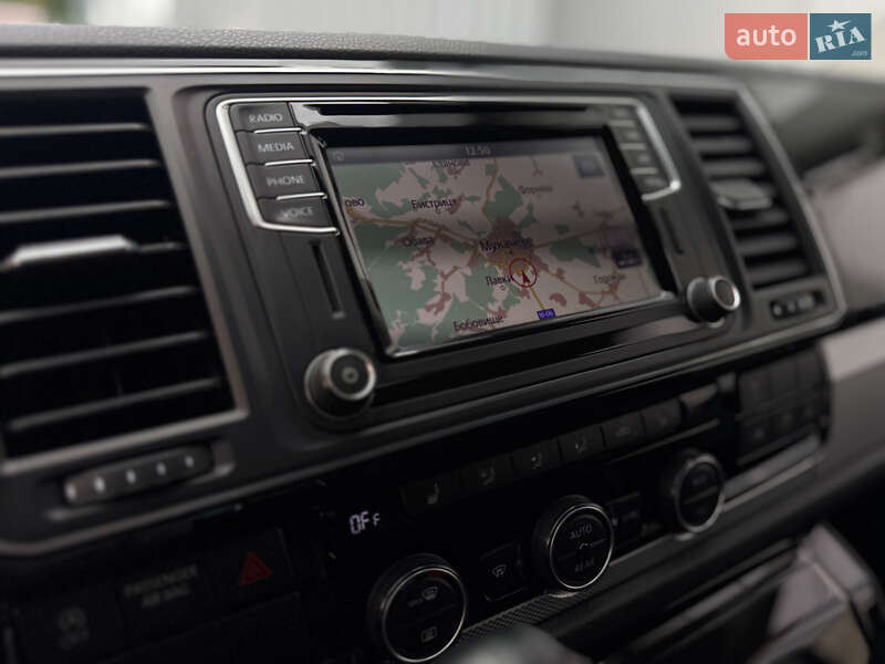 Мінівен Volkswagen Multivan 2019 в Мукачевому