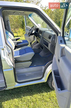 Минивэн Volkswagen Multivan 2001 в 