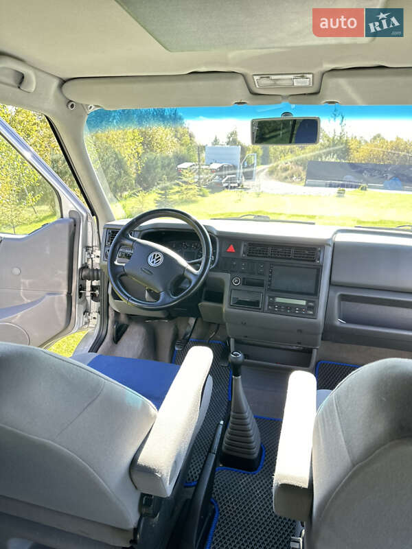 Минивэн Volkswagen Multivan 2001 в Ковеле