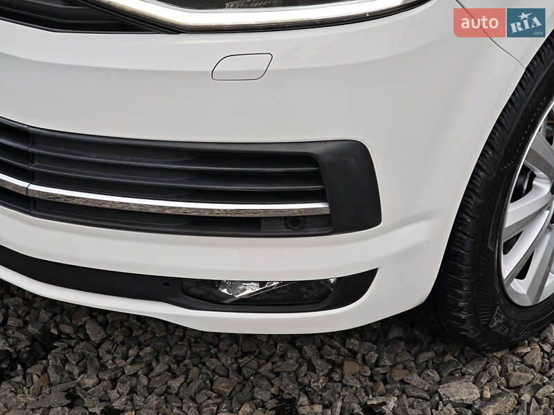 Минивэн Volkswagen Multivan 2019 в Луцке
