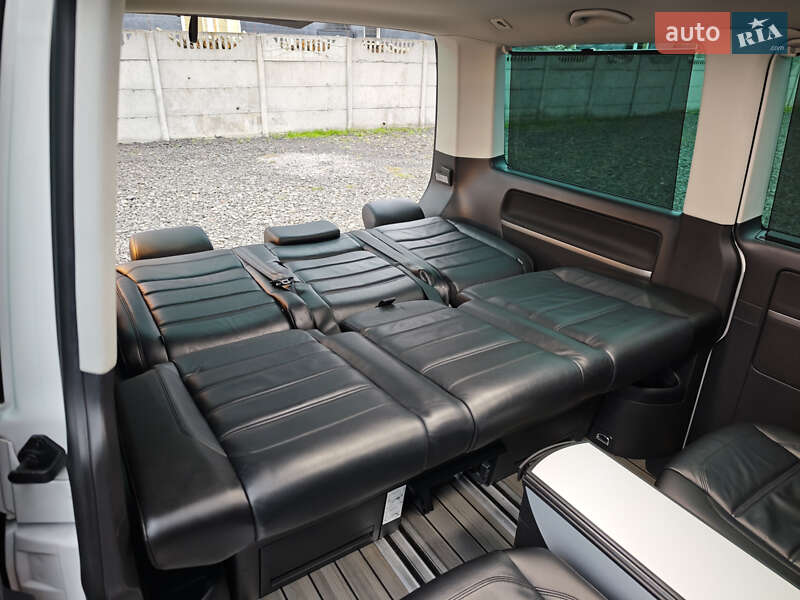 Минивэн Volkswagen Multivan 2019 в Луцке