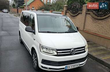 Мінівен Volkswagen Multivan 2017 в 
