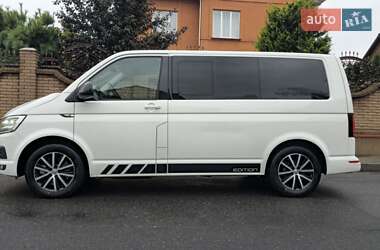 Мінівен Volkswagen Multivan 2017 в 