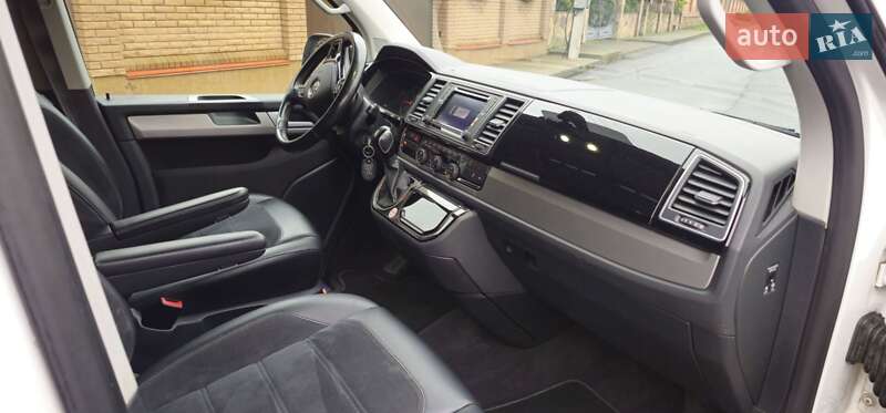 Минивэн Volkswagen Multivan 2017 в Хмельницком