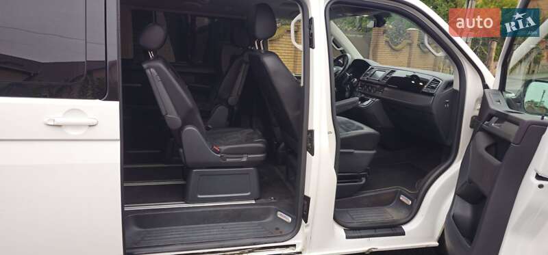 Минивэн Volkswagen Multivan 2017 в Хмельницком