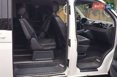 Мінівен Volkswagen Multivan 2017 в 