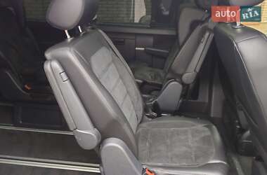 Мінівен Volkswagen Multivan 2017 в 