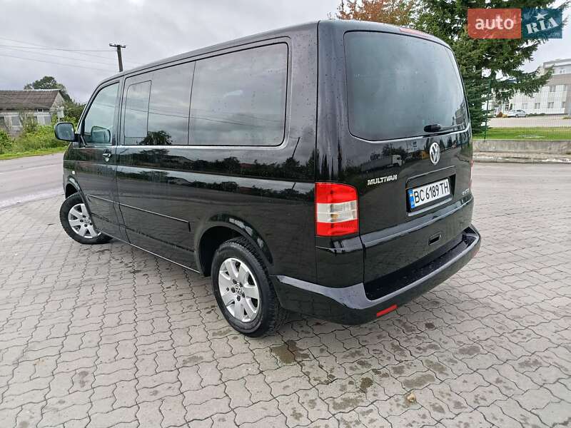 Минивэн Volkswagen Multivan 2007 в Яворове