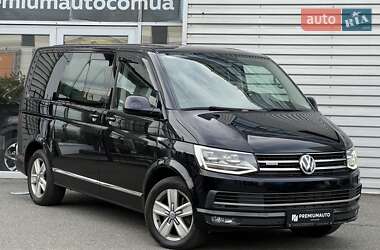 Минивэн Volkswagen Multivan 2015 в 