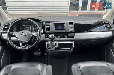 Минивэн Volkswagen Multivan 2015 в 