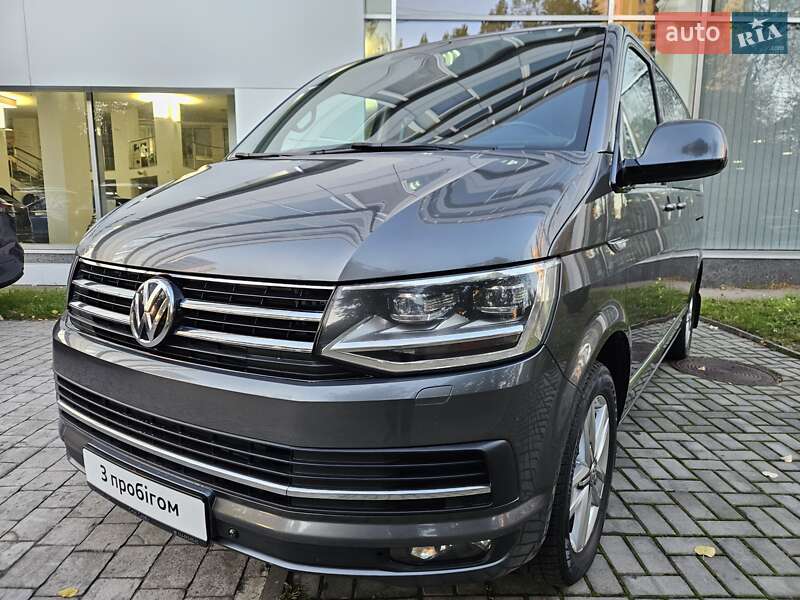 Минивэн Volkswagen Multivan 2015 в Киеве