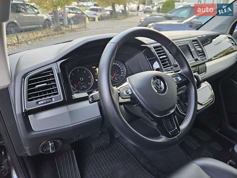 Минивэн Volkswagen Multivan 2015 в Киеве