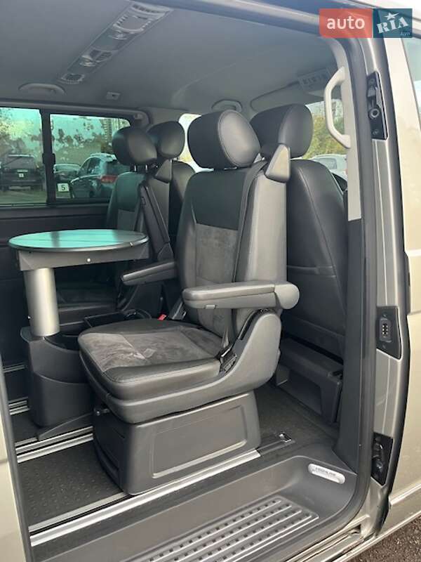 Мінівен Volkswagen Multivan 2013 в Києві фото 11 Мінівен Volkswagen Multivan 2013 в Києві