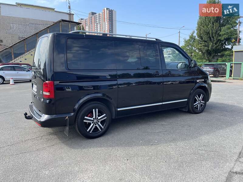 Минивэн Volkswagen Multivan 2012 в Киеве