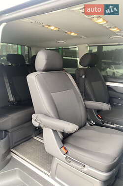 Мінівен Volkswagen Multivan 2012 в  фото 24 Мінівен Volkswagen Multivan 2012 в
