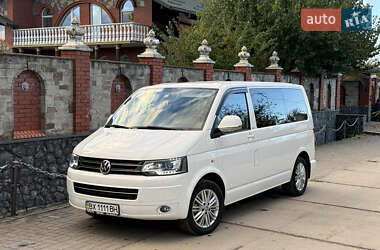 Мінівен Volkswagen Multivan 2015 в 