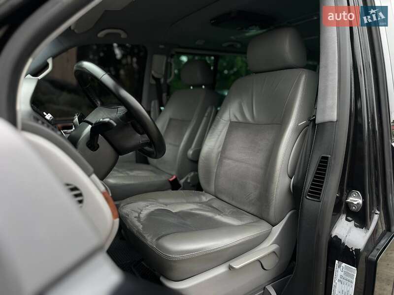 Мінівен Volkswagen Multivan 2006 в Києві