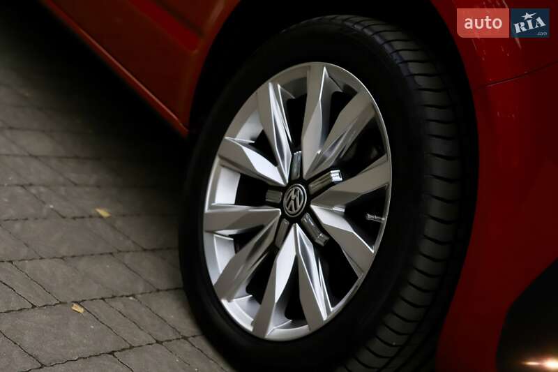Мінівен Volkswagen Multivan 2021 в Дрогобичі