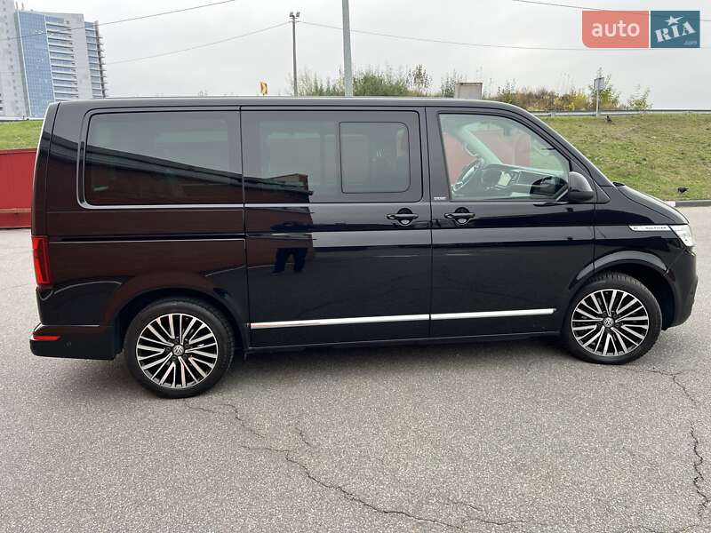 Мінівен Volkswagen Multivan 2019 в Києві