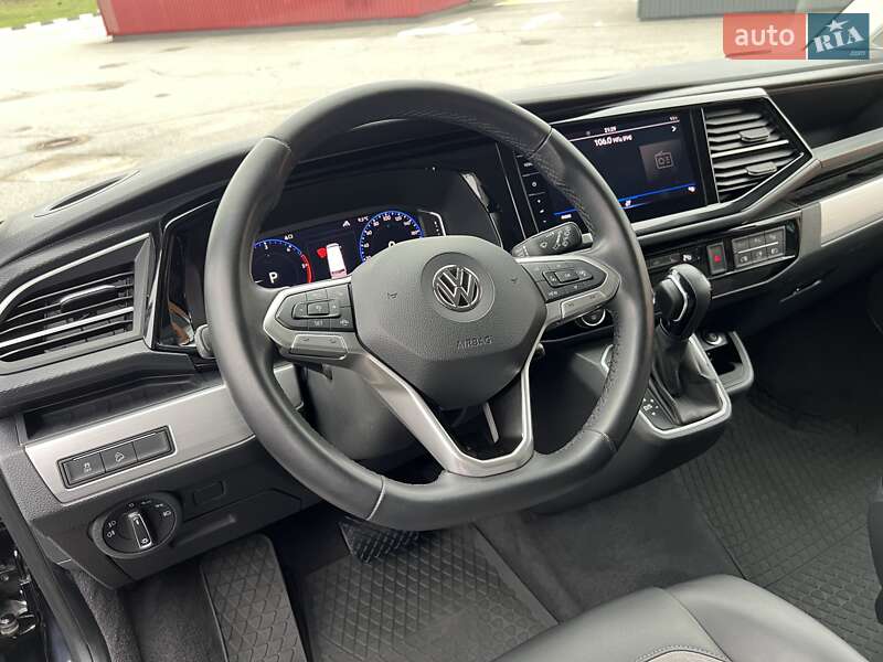 Мінівен Volkswagen Multivan 2019 в Києві