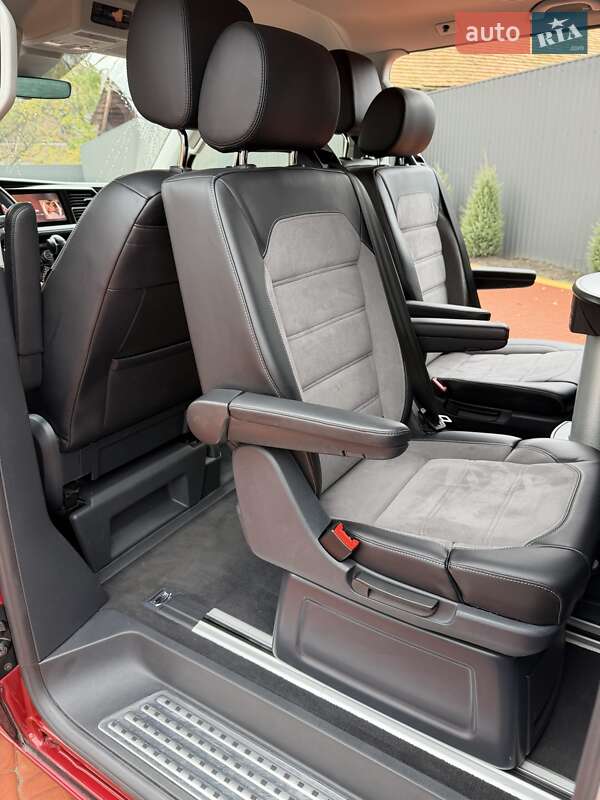 Мінівен Volkswagen Multivan 2022 в Жашківу