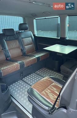 Мінівен Volkswagen Multivan 2011 в  фото 13 Мінівен Volkswagen Multivan 2011 в