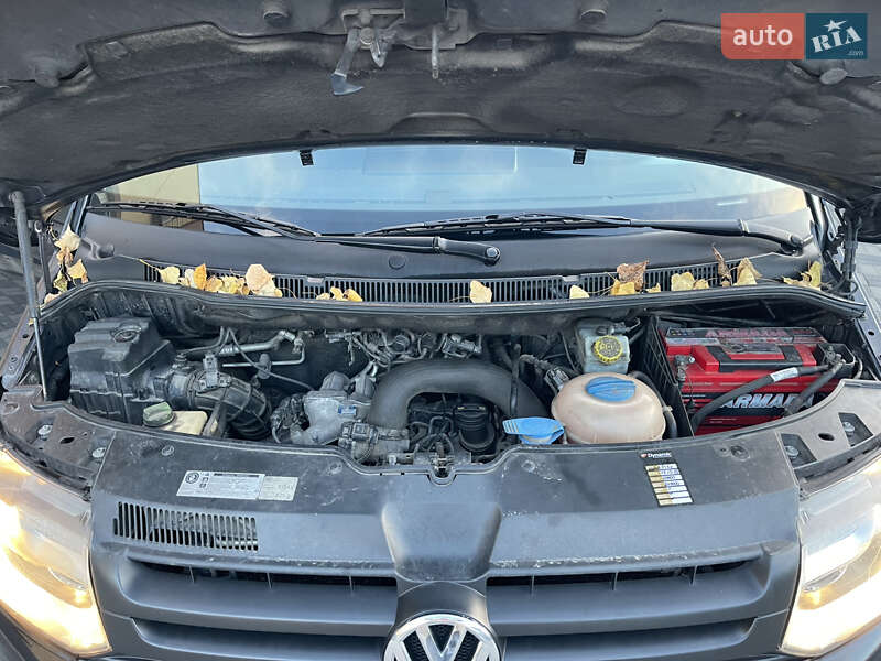 Мінівен Volkswagen Multivan 2011 в Хмельницькому