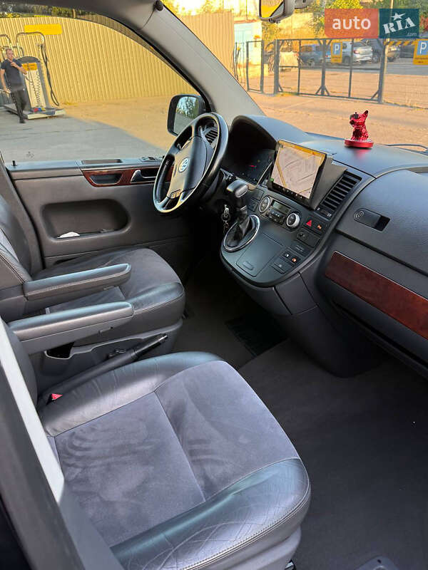 Мінівен Volkswagen Multivan 2009 в Харкові