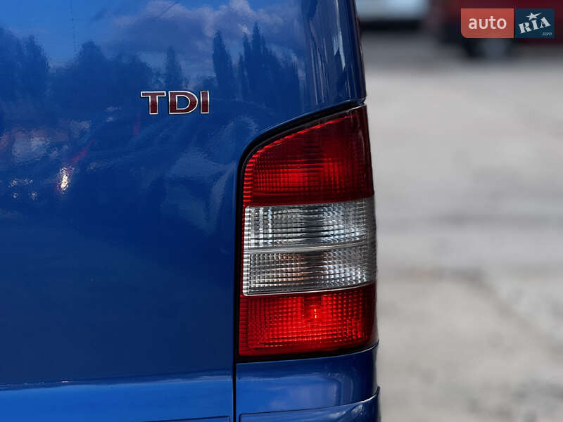 Мінівен Volkswagen Multivan 2007 в Житомирі