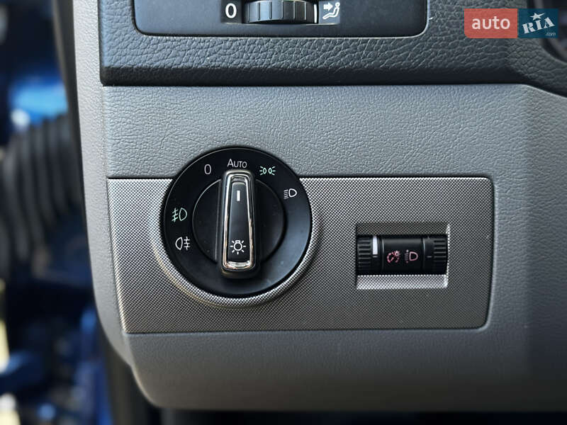 Мінівен Volkswagen Multivan 2007 в Житомирі