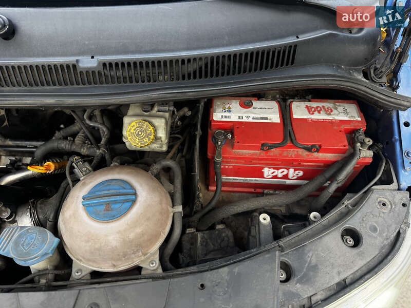 Мінівен Volkswagen Multivan 2007 в Житомирі