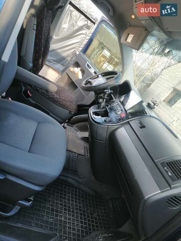 Минивэн Volkswagen Multivan 2004 в Николаеве фото 15 Минивэн Volkswagen Multivan 2004 в Николаеве