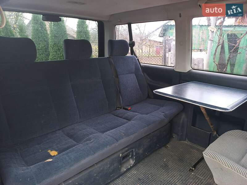 Минивэн Volkswagen Multivan 1996 в Старом Самборе